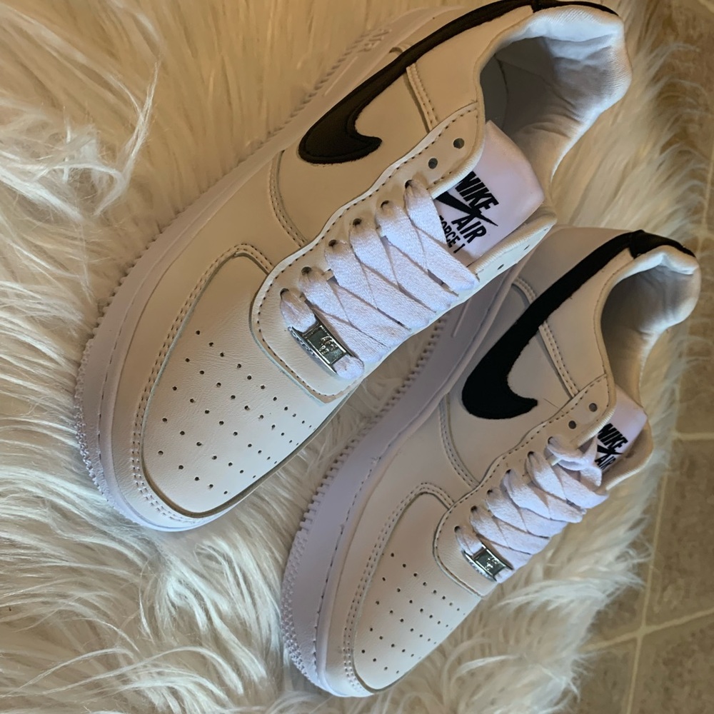 Womens shoes